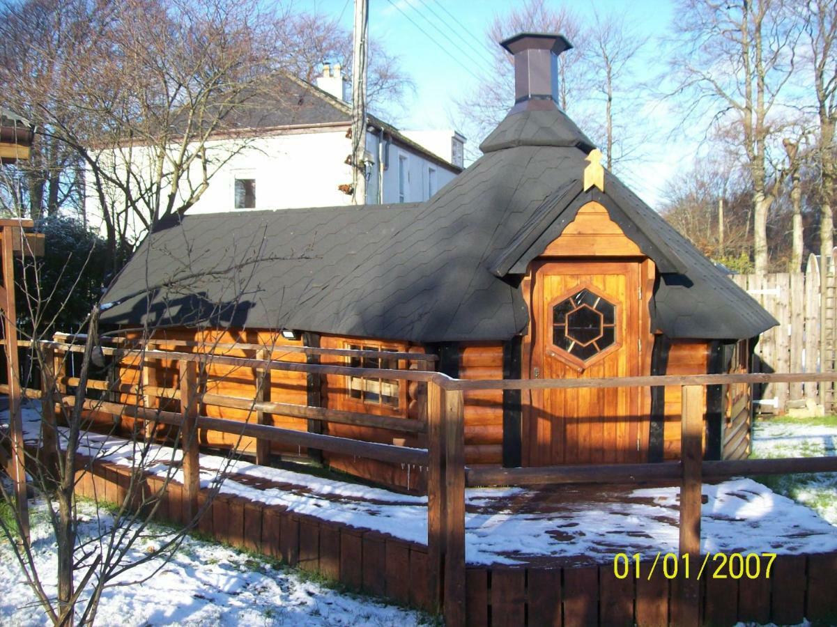 The Hobbit House Lägenhet Fort William Exteriör bild